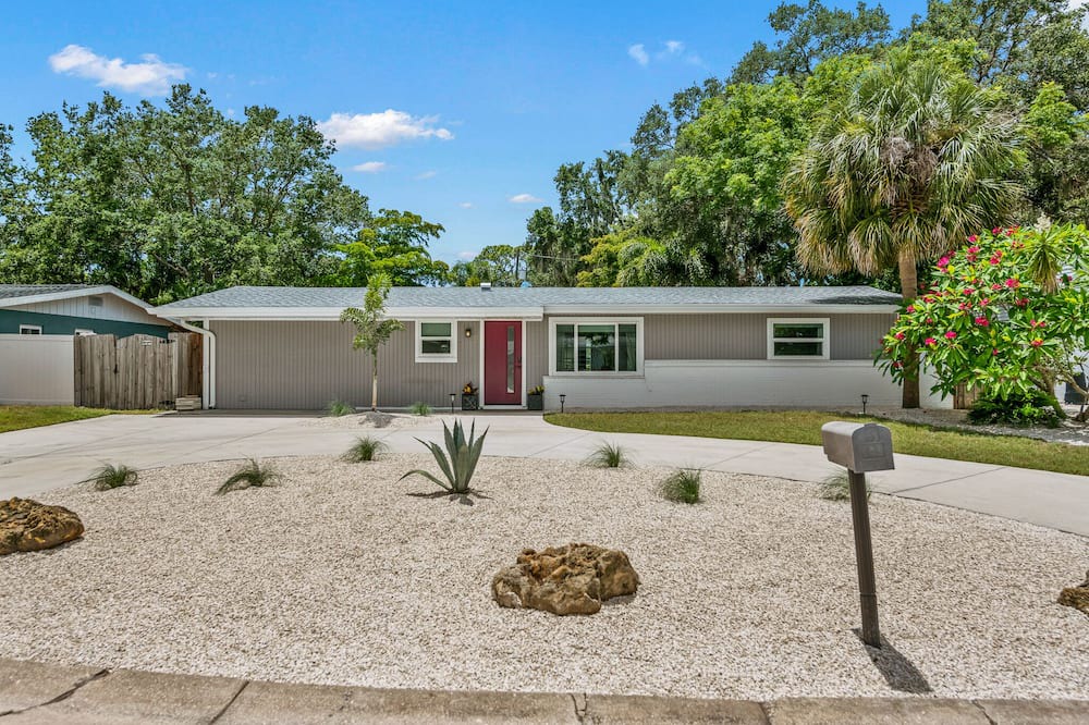 Photo of Others in Arlington Park