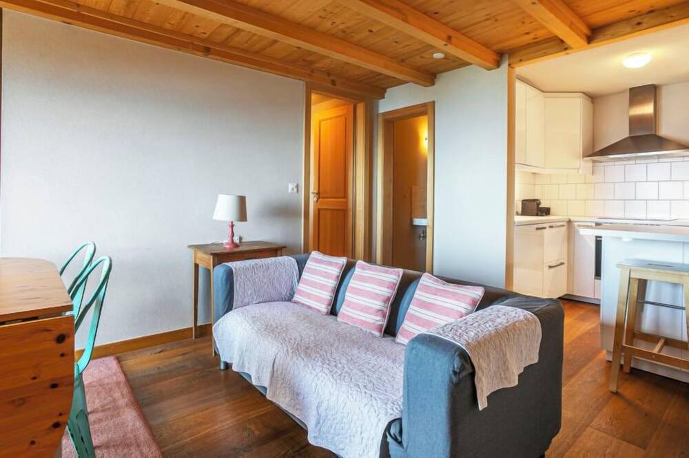 Photo of Livingroom in Caux