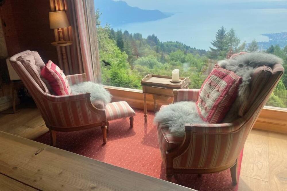 Photo of Bathroom in Caux