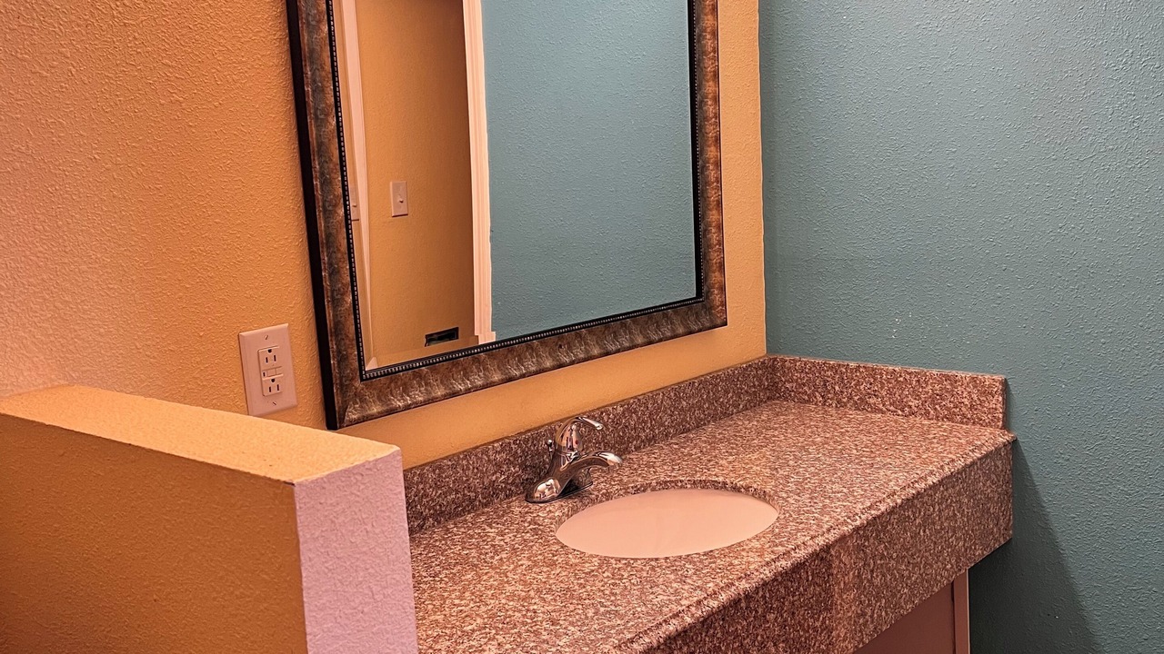 Photo of Bathroom in Pauls Valley