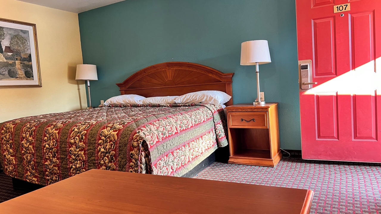 Photo of Bedroom in Pauls Valley
