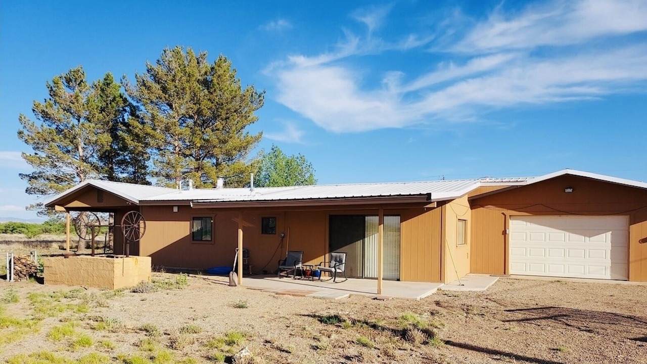 Photo of Outdoor in Pearce