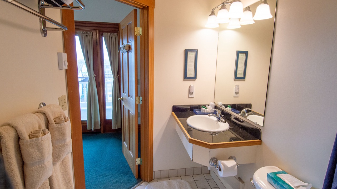 Photo of Bathroom in Port Townsend