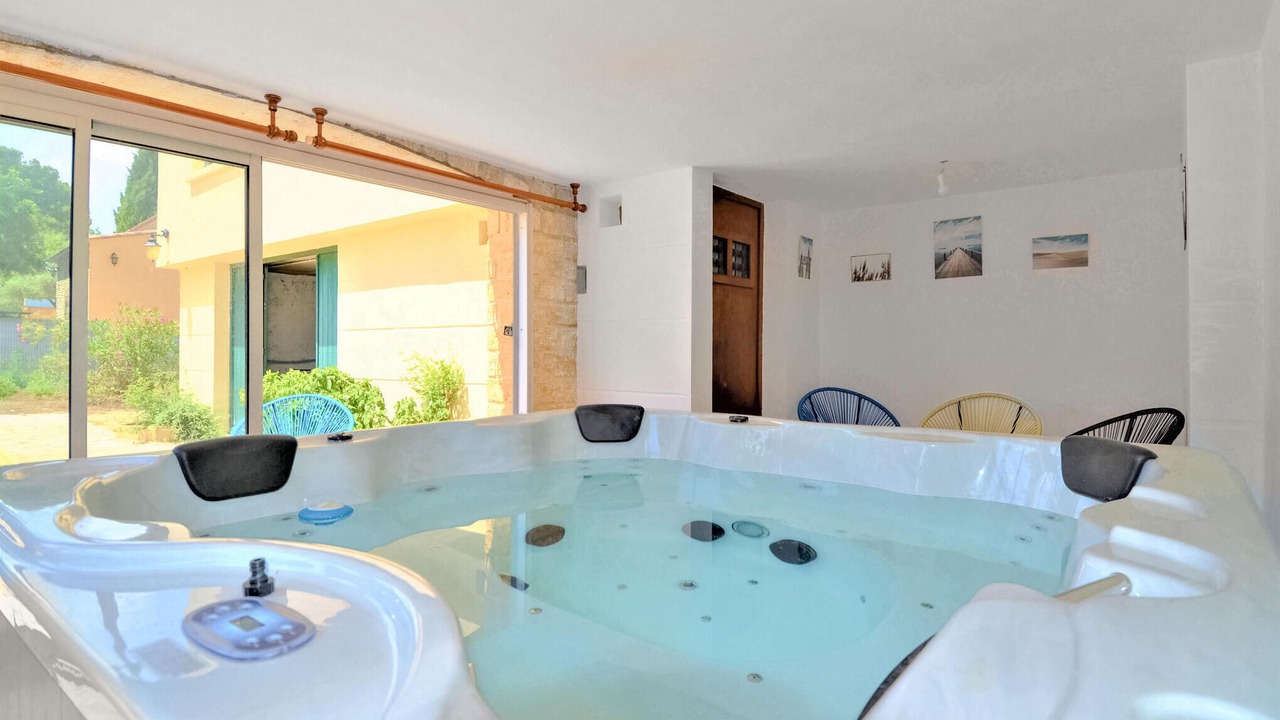 Photo of Bathroom in Saint-Laurent-La-Vernede