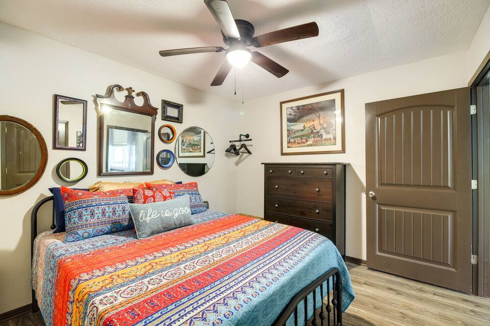 Photo of Bedroom in Huffman