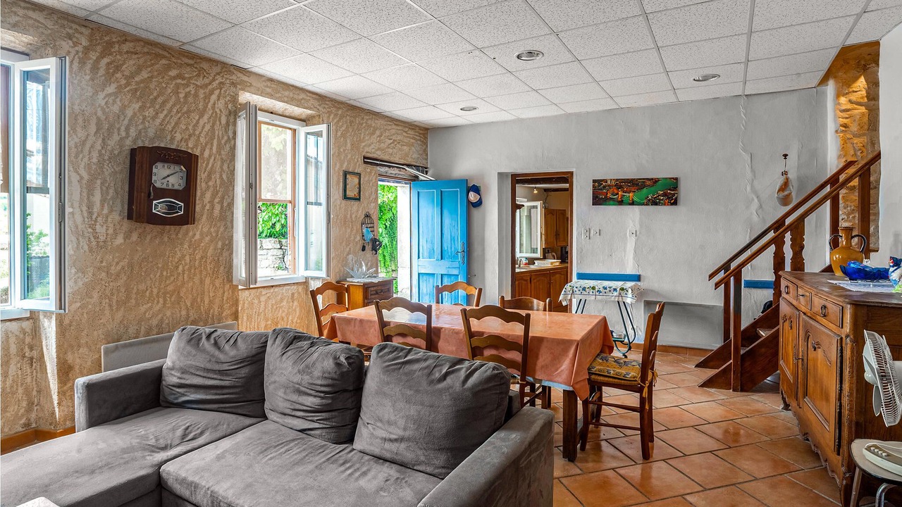 Photo of Others in Limans