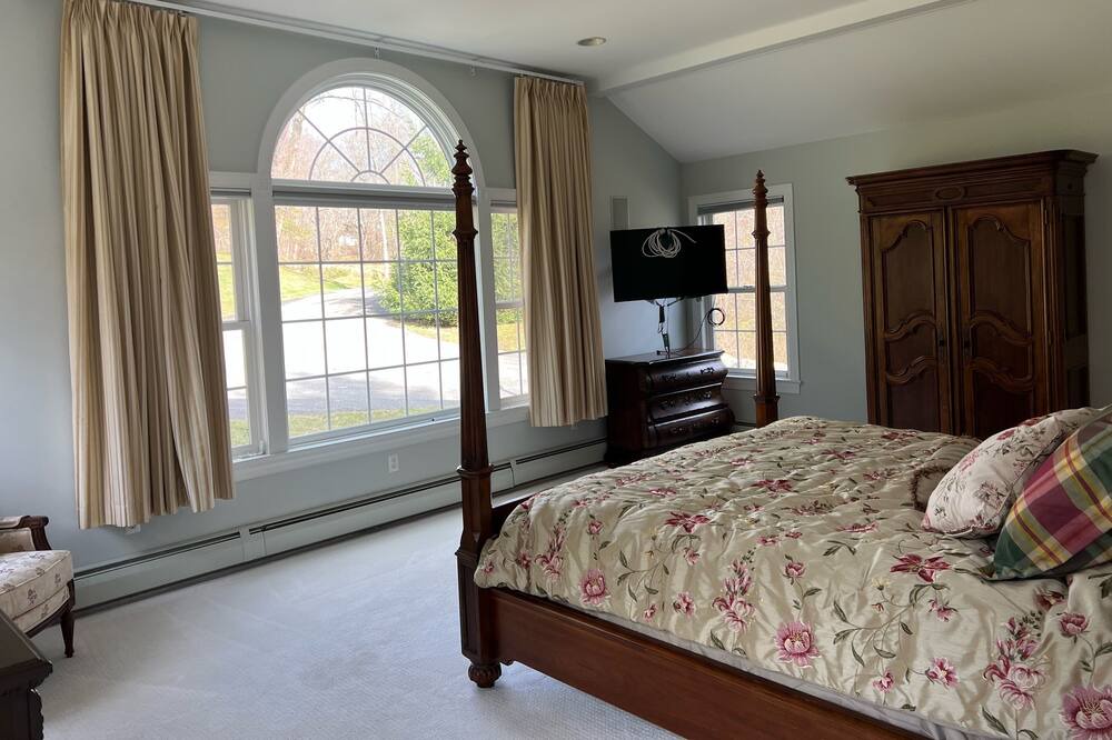 Photo of Bedroom in Phoenixville