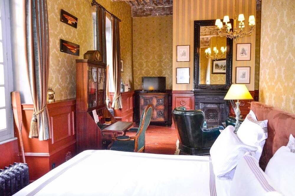 Photo of Bedroom in Ouches