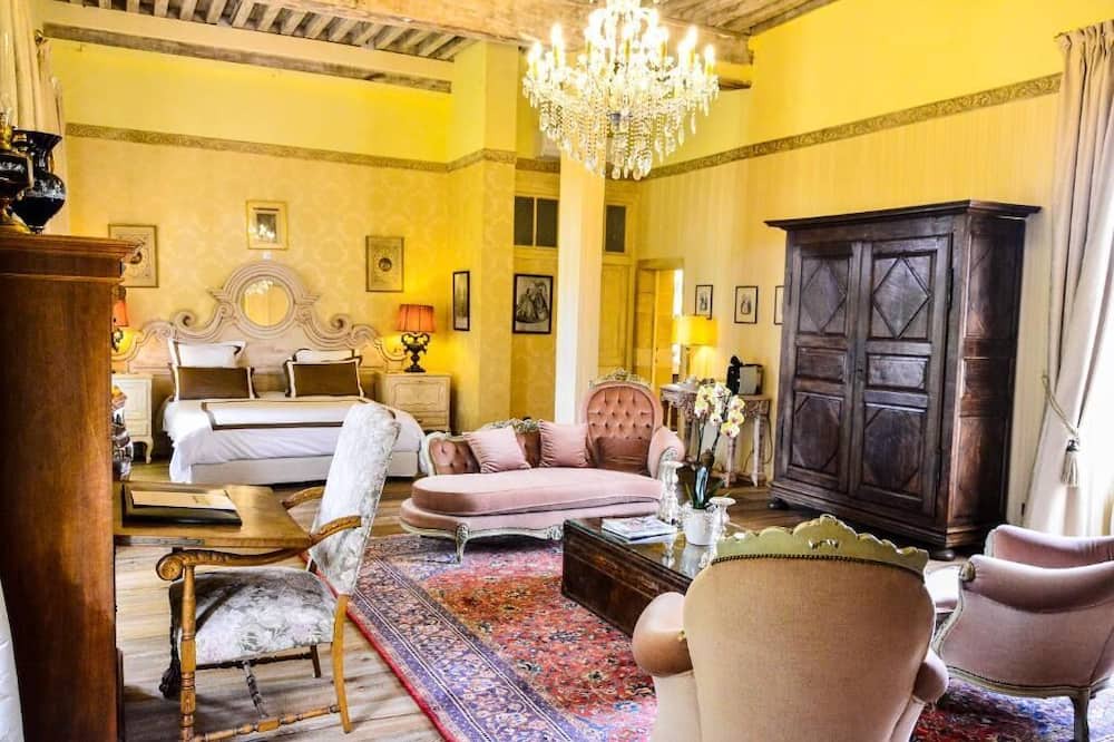 Photo of Livingroom in Ouches