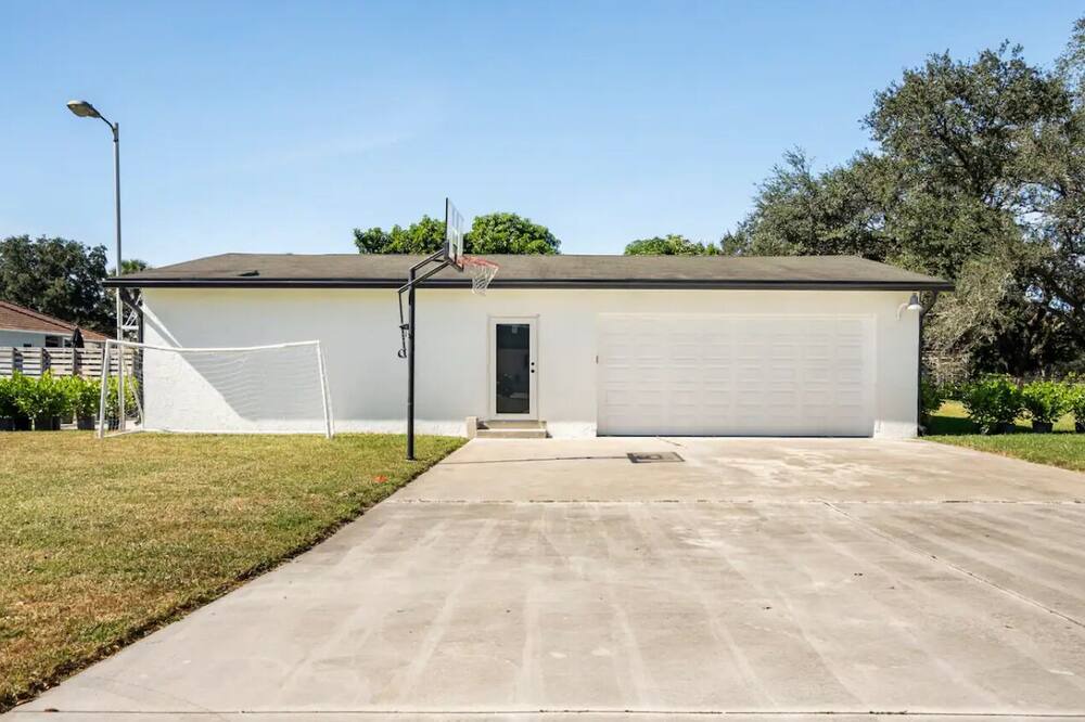 Photo of Outdoor in Davie