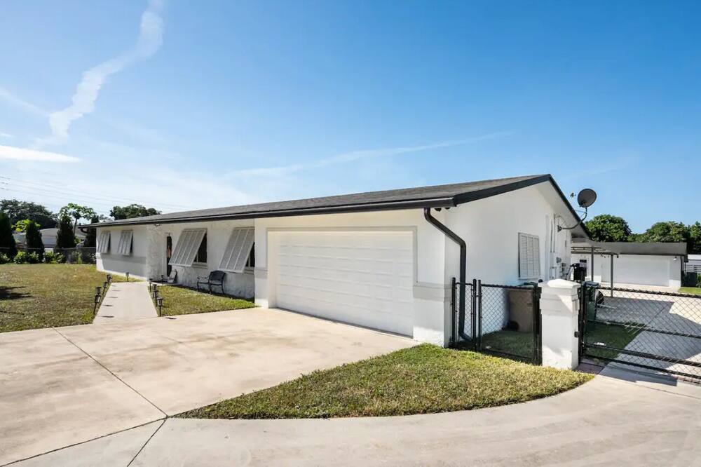 Photo of Outdoor in Davie