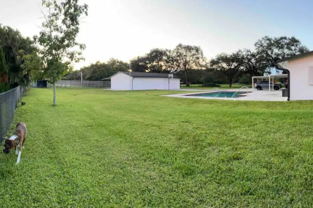 Photo of Outdoor in Davie