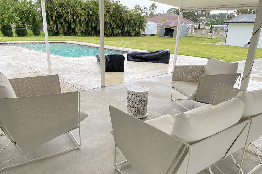 Photo of Outdoor in Davie