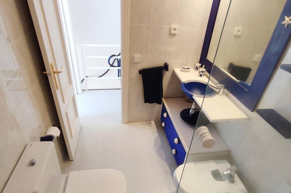 Photo of Bathroom in Llanca