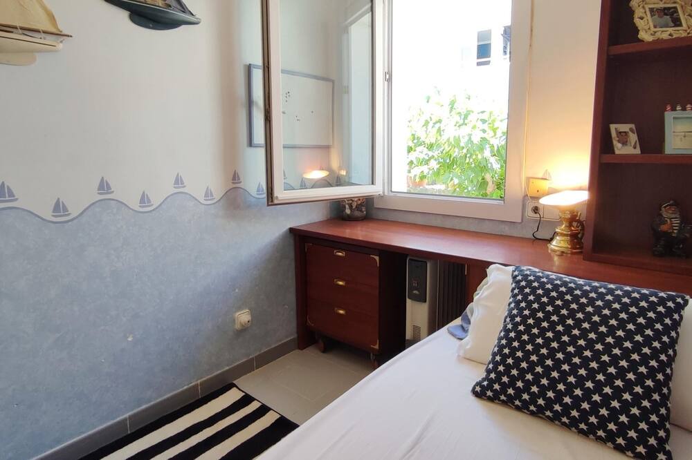 Photo of Bedroom in Llanca