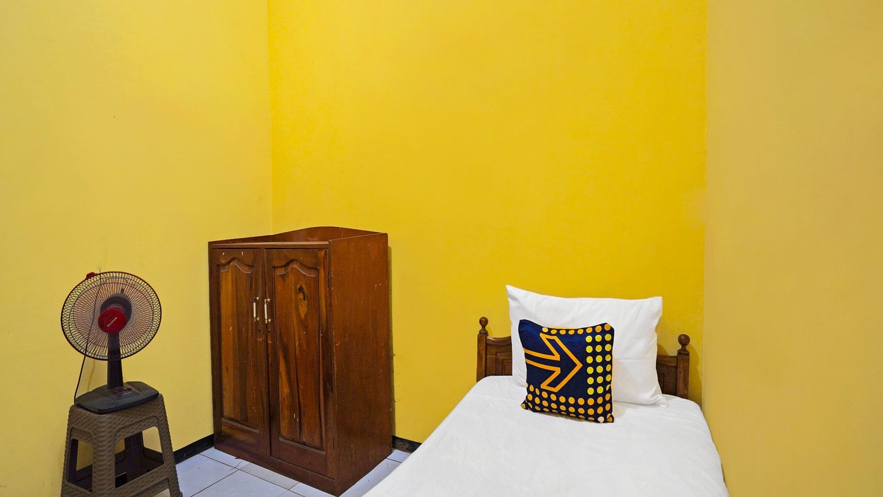 Photo of Bedroom in Mojokerto