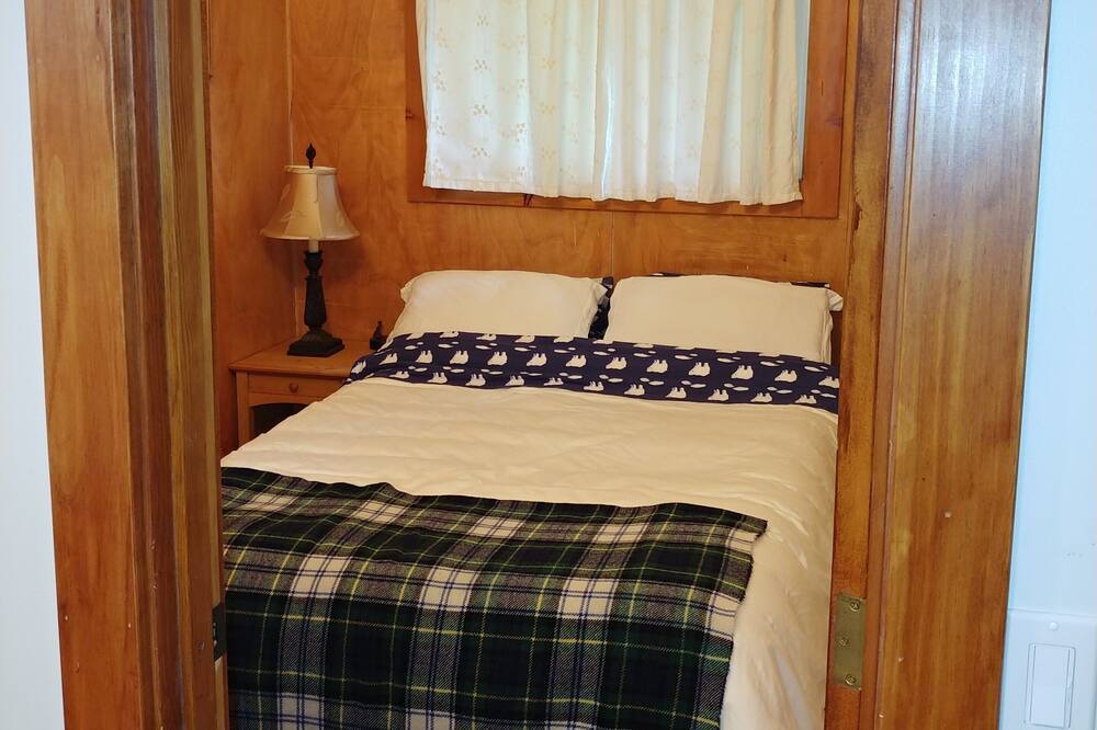 Photo of Bedroom in Gold Bar