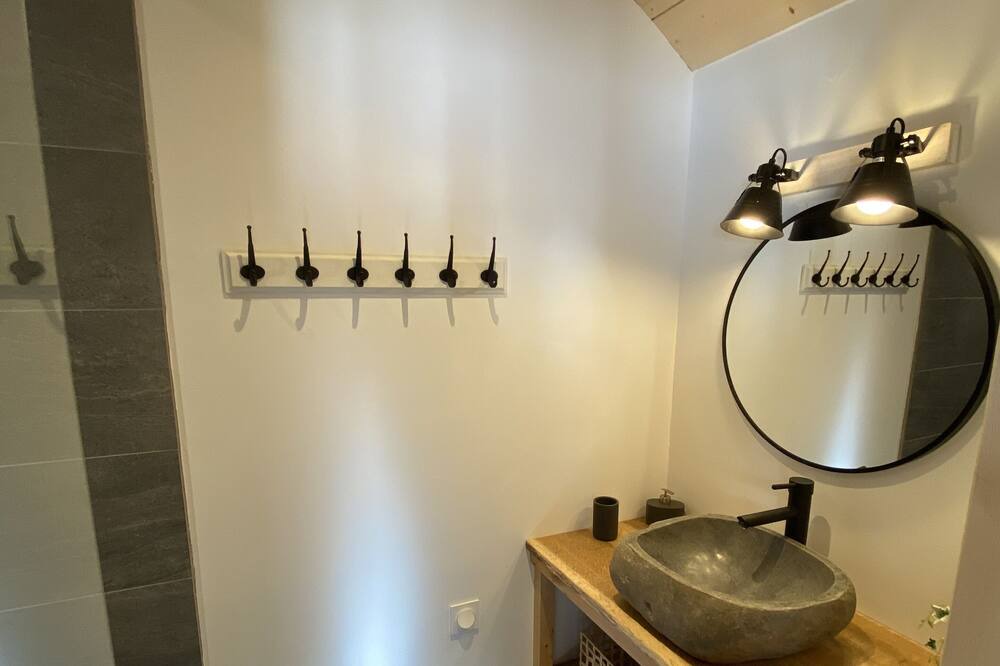 Photo of Bathroom in Le Verneil