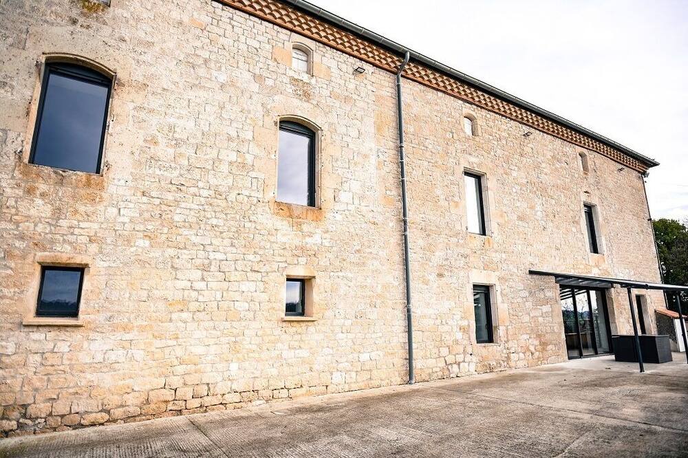 Photo of Outdoor in Villeneuve-sur-Vere