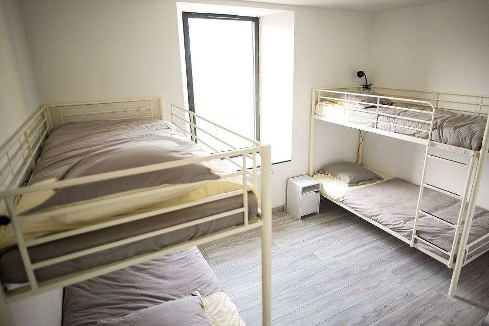 Photo of Bedroom in Villeneuve-sur-Vere