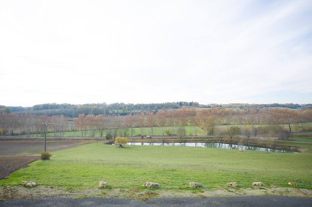 Photo of Others in Villeneuve-sur-Vere