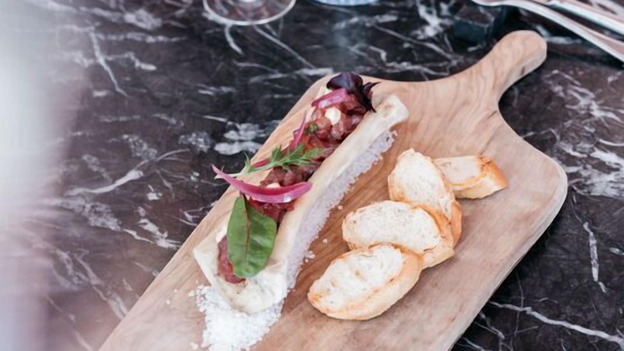 Photo of Others in Noes