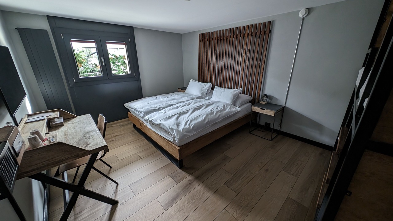 Photo of Bedroom in Noes