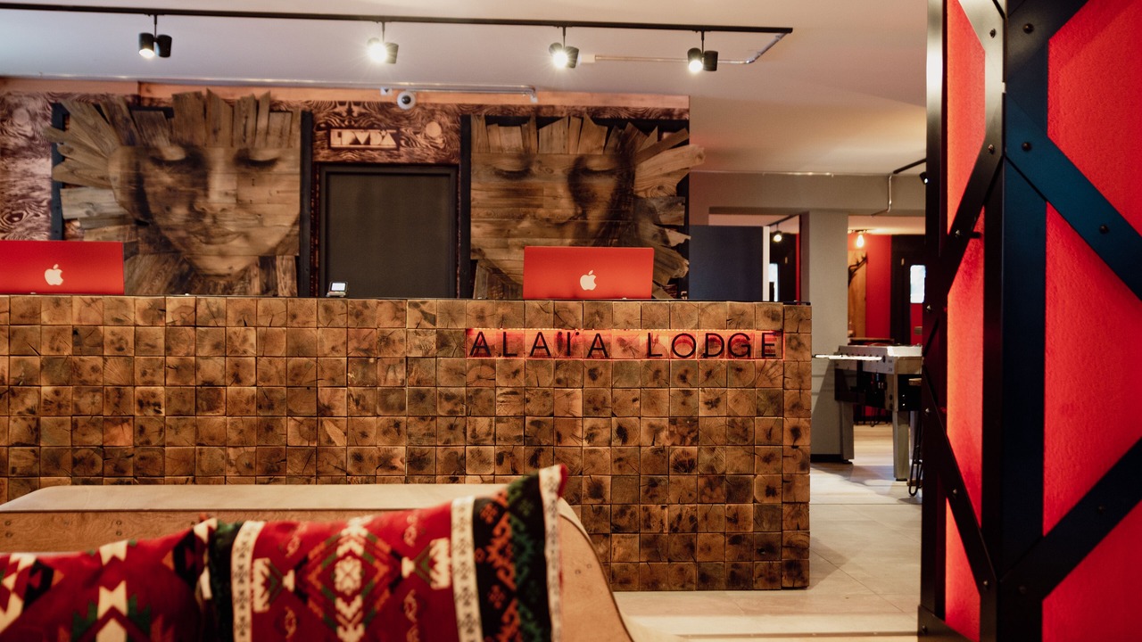 Photo of Others in Noes