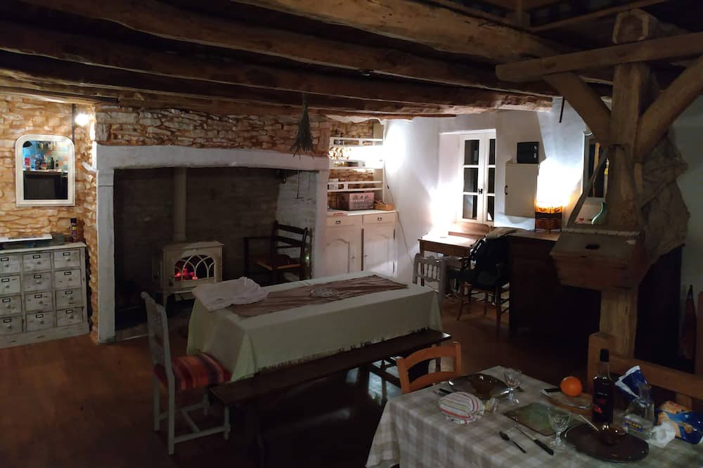 Photo of Others in Sarrazac