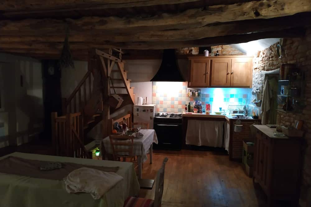 Photo of Others in Sarrazac