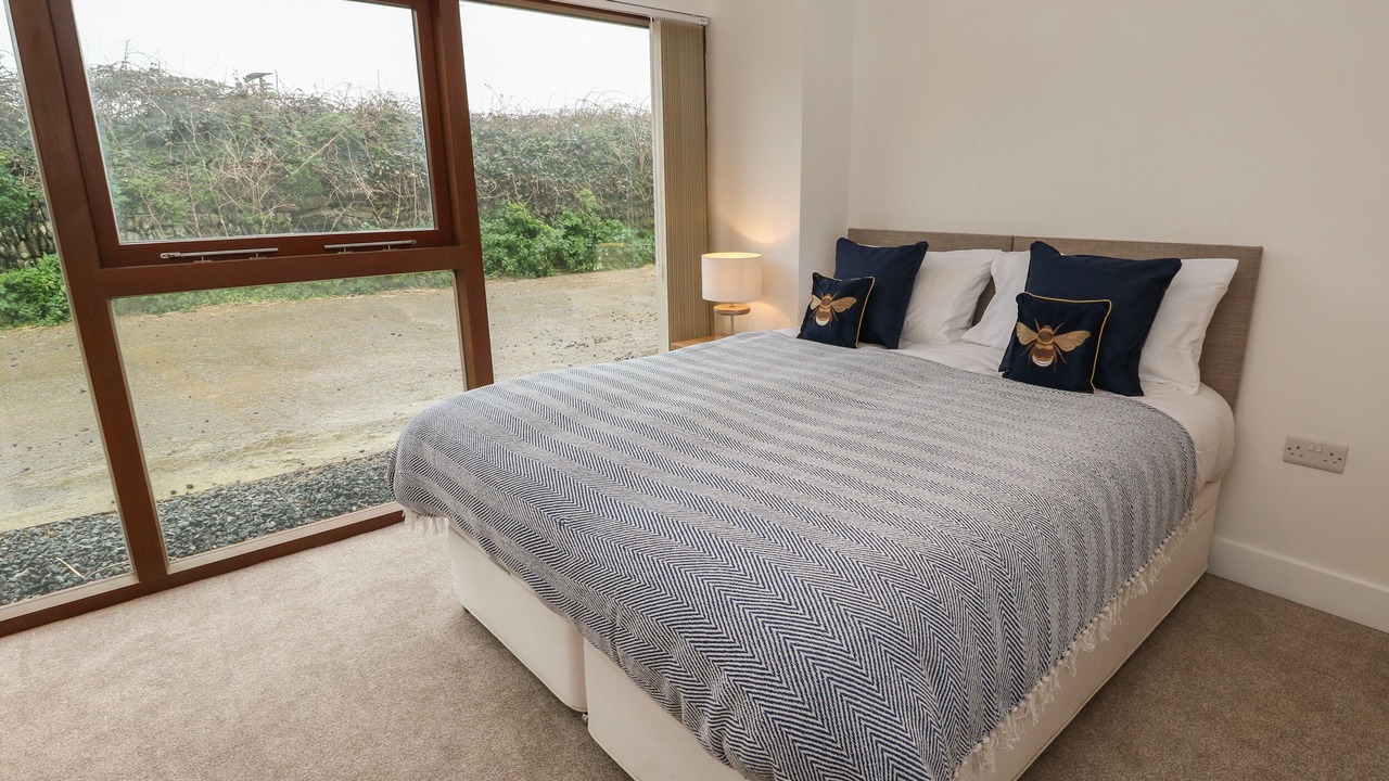 Photo of Others in Gunwalloe