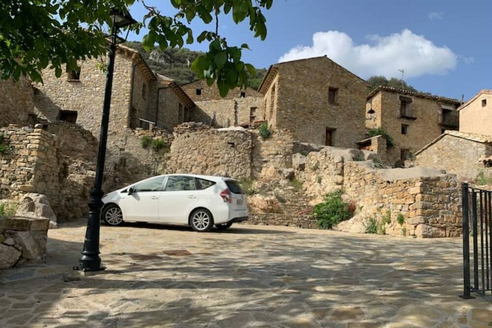 Photo of Outdoor in Calvera