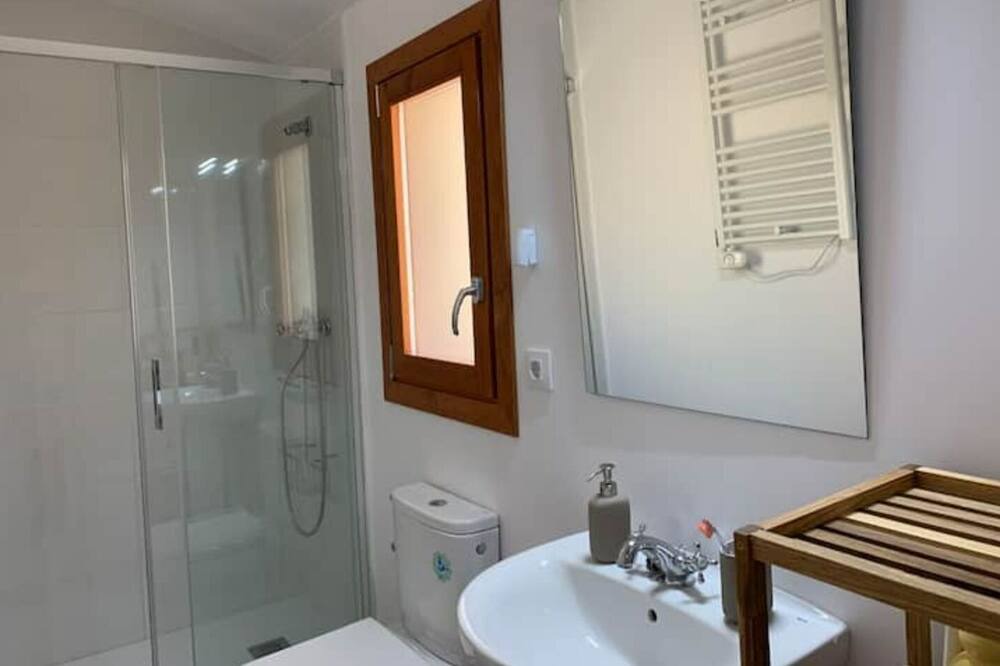 Photo of Bathroom in Calvera