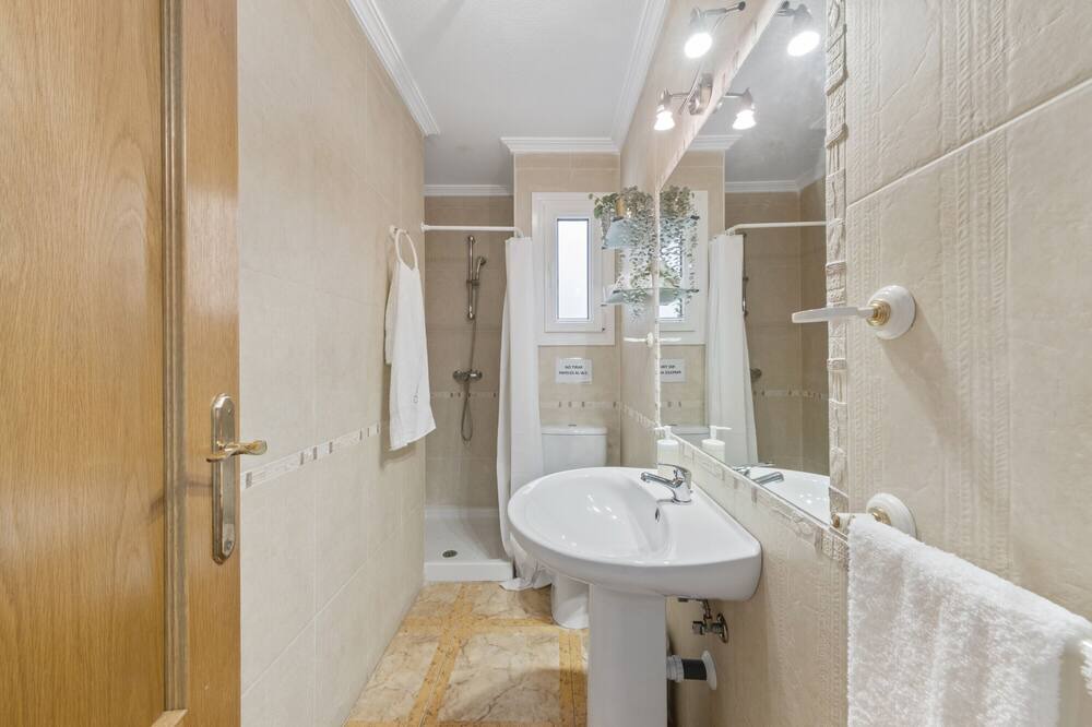Photo of Bathroom in Lo Pagan