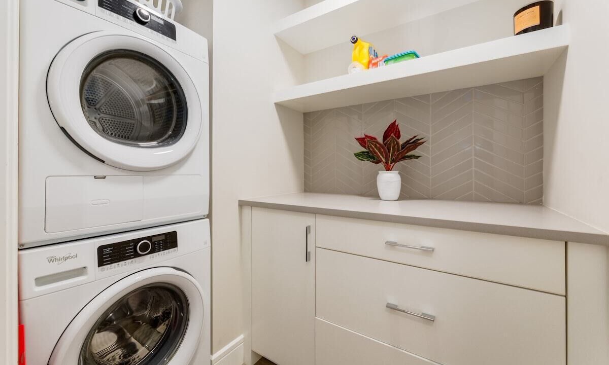 Photo of Others in Brentwood