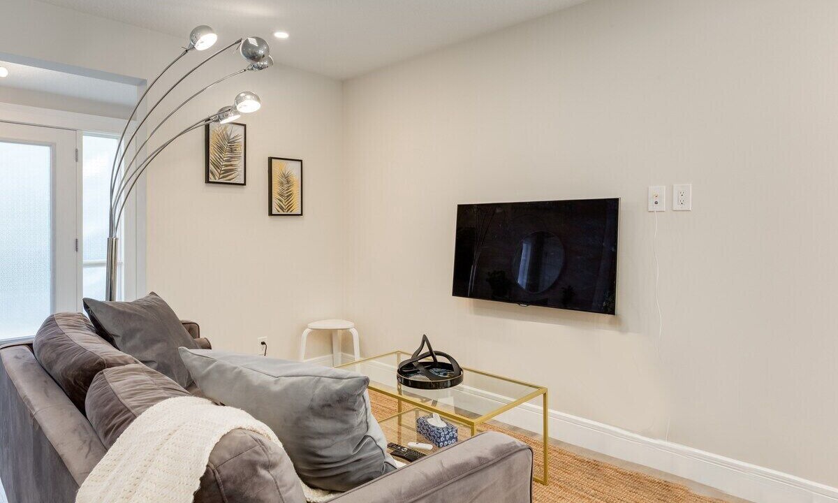 Photo of Others in Brentwood