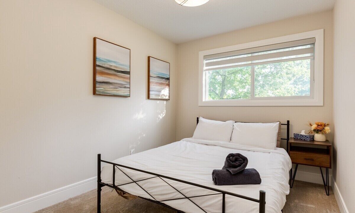 Photo of Others in Brentwood