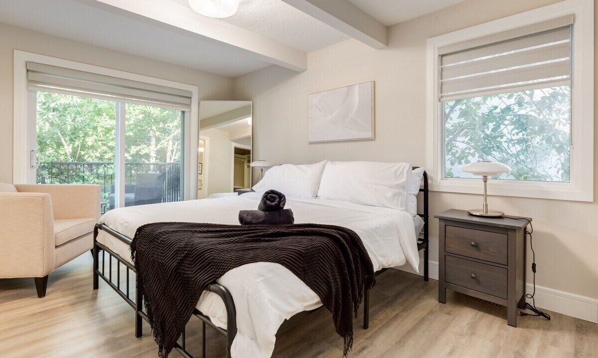 Photo of Others in Brentwood