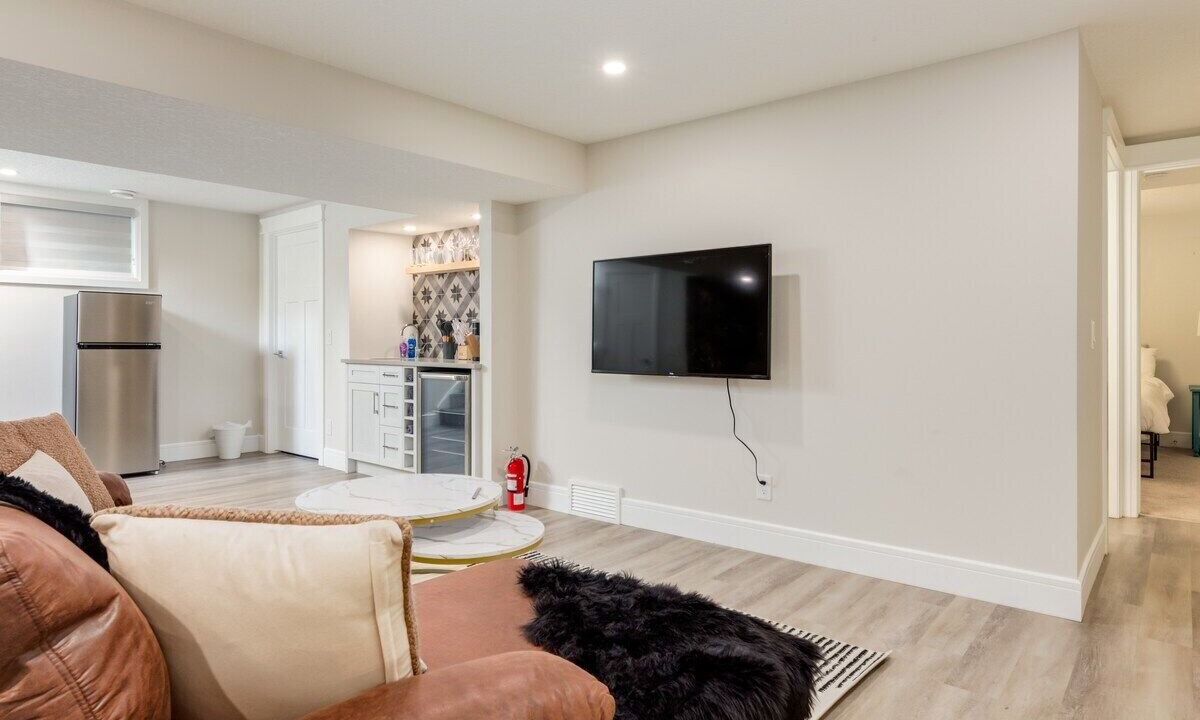 Photo of Others in Brentwood