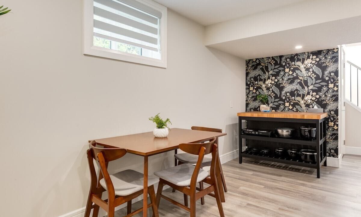 Photo of Others in Brentwood