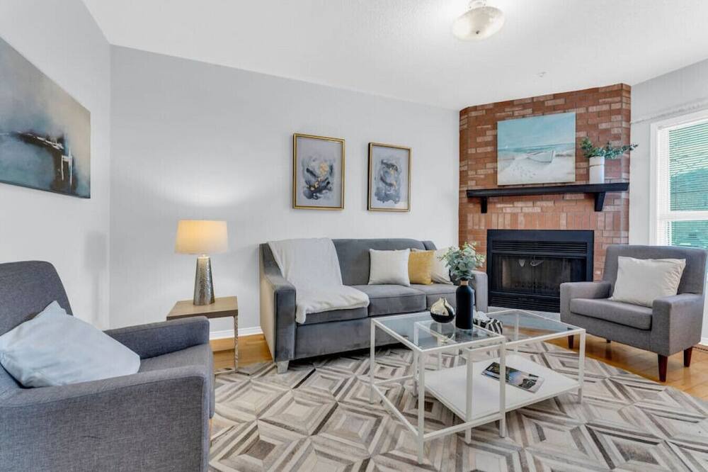 Photo of Bedroom in Richmond Hill