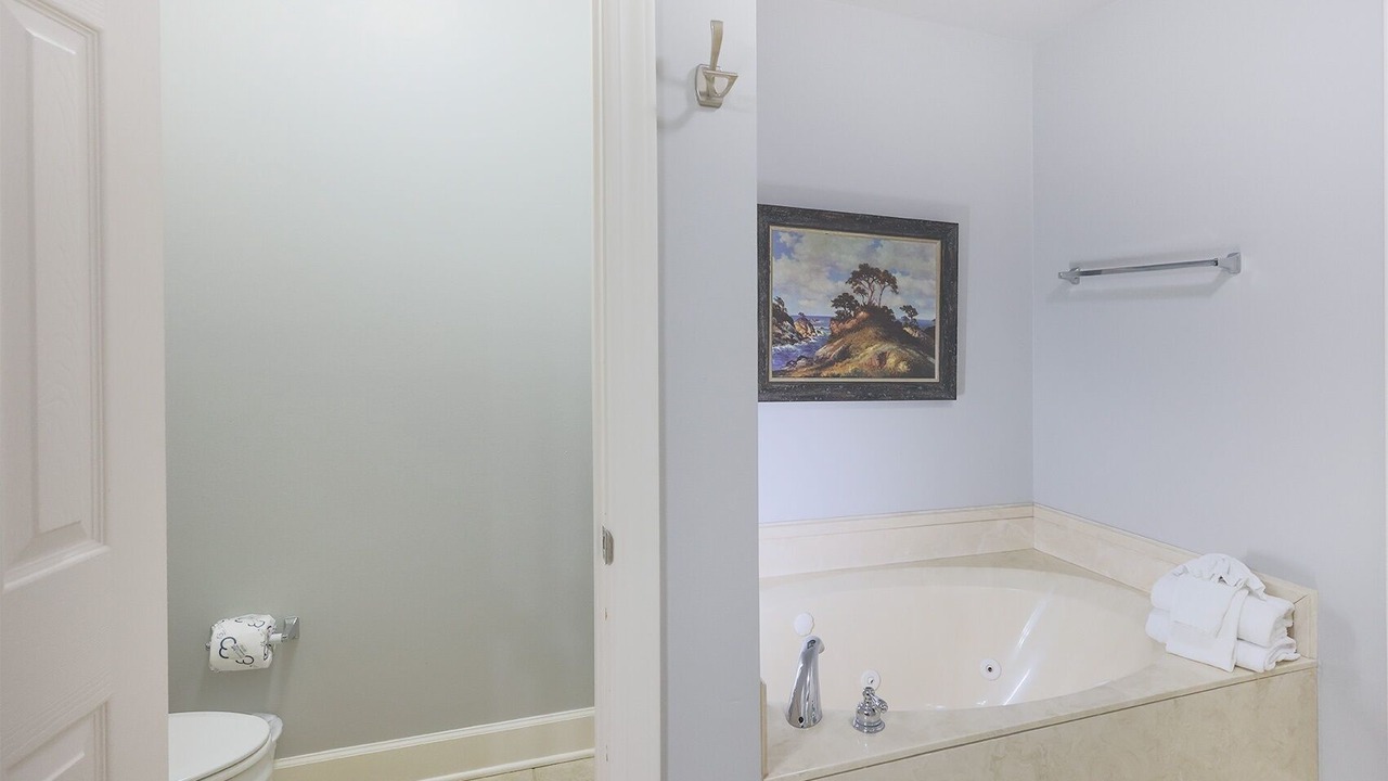 Photo of Bathroom in Orange Beach