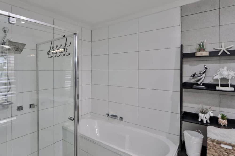 Photo of Bathroom in Horsham