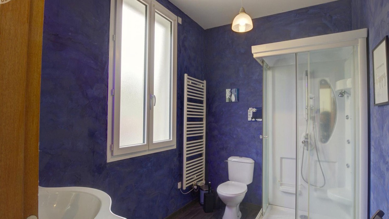 Photo of Bathroom in Cherier