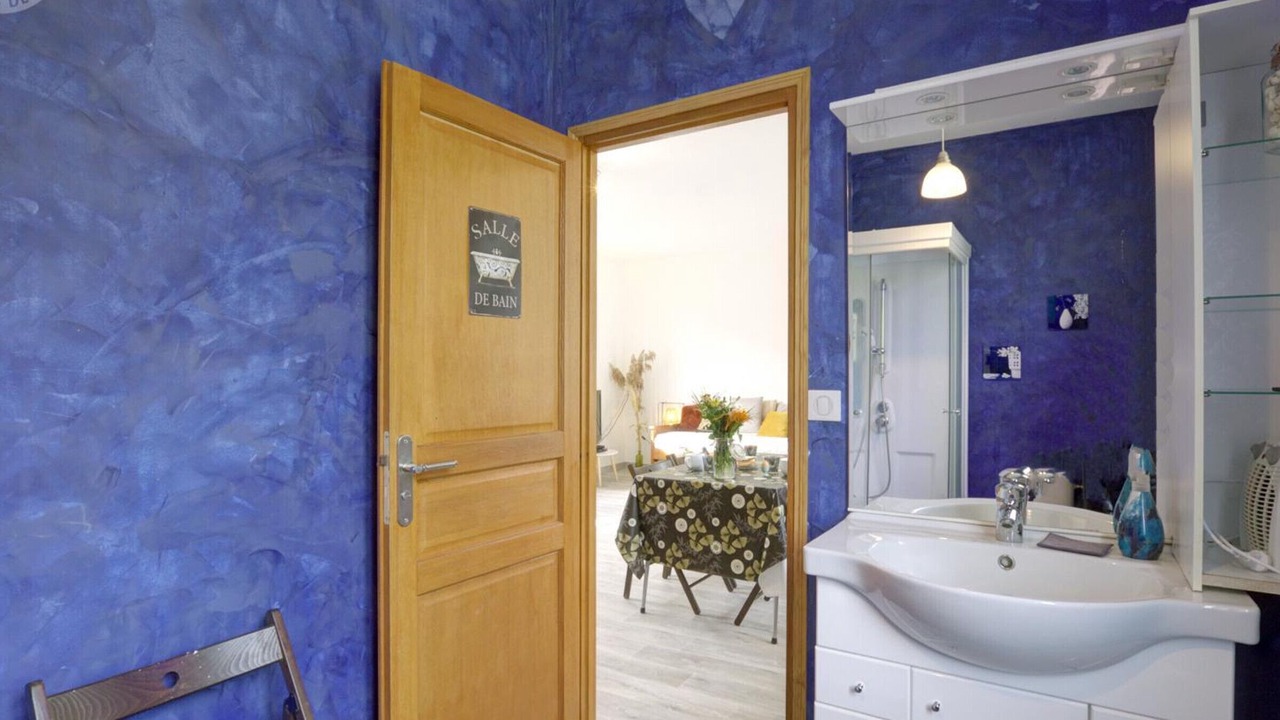 Photo of Bathroom in Cherier