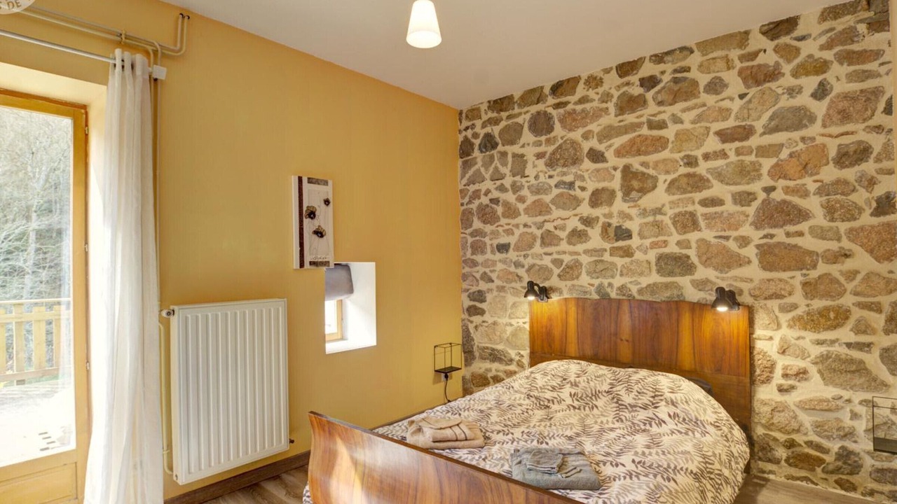 Photo of Others in Cherier