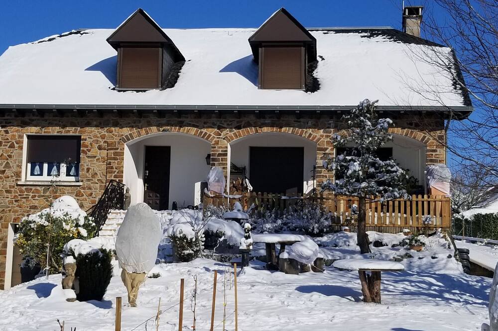 Photo of Outdoor in Luc-la-Primaube