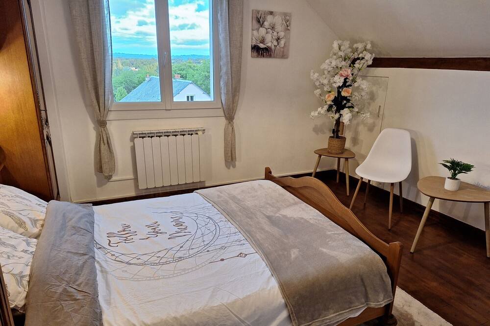 Photo of Bedroom in Luc-la-Primaube