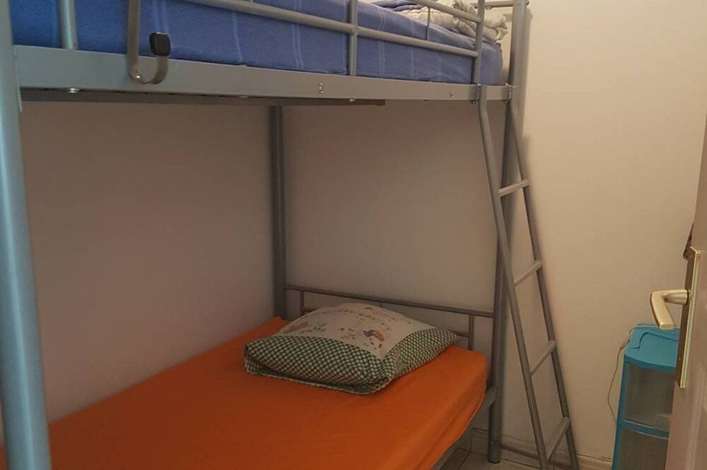 Photo of Bedroom in Palavas-les-Flots