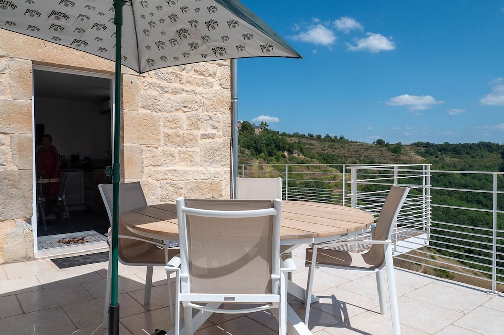 Photo of Outdoor in Mouret
